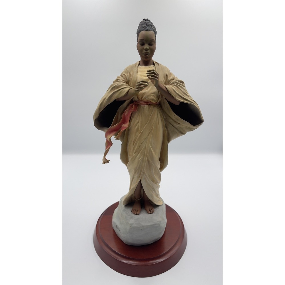 Thomas Blackshear Ebony Visions The Music Maker First Issue Figurine 1996 2477